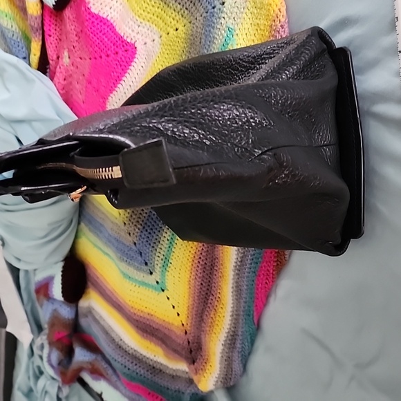 Cromia Genuine Leather Large Black Tote - Picture 4 of 9